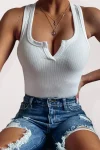 Low-Rise V-Cut Ribbed Tank