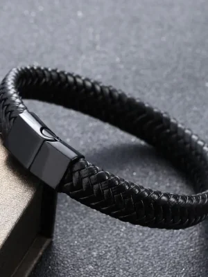 Solitary Man Leather Bracelet in Black